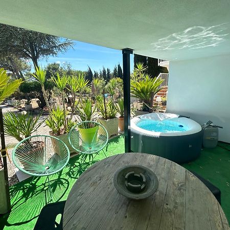 Appart-One Terrasse Jacuzzi Parking Каркассонн Екстер'єр фото